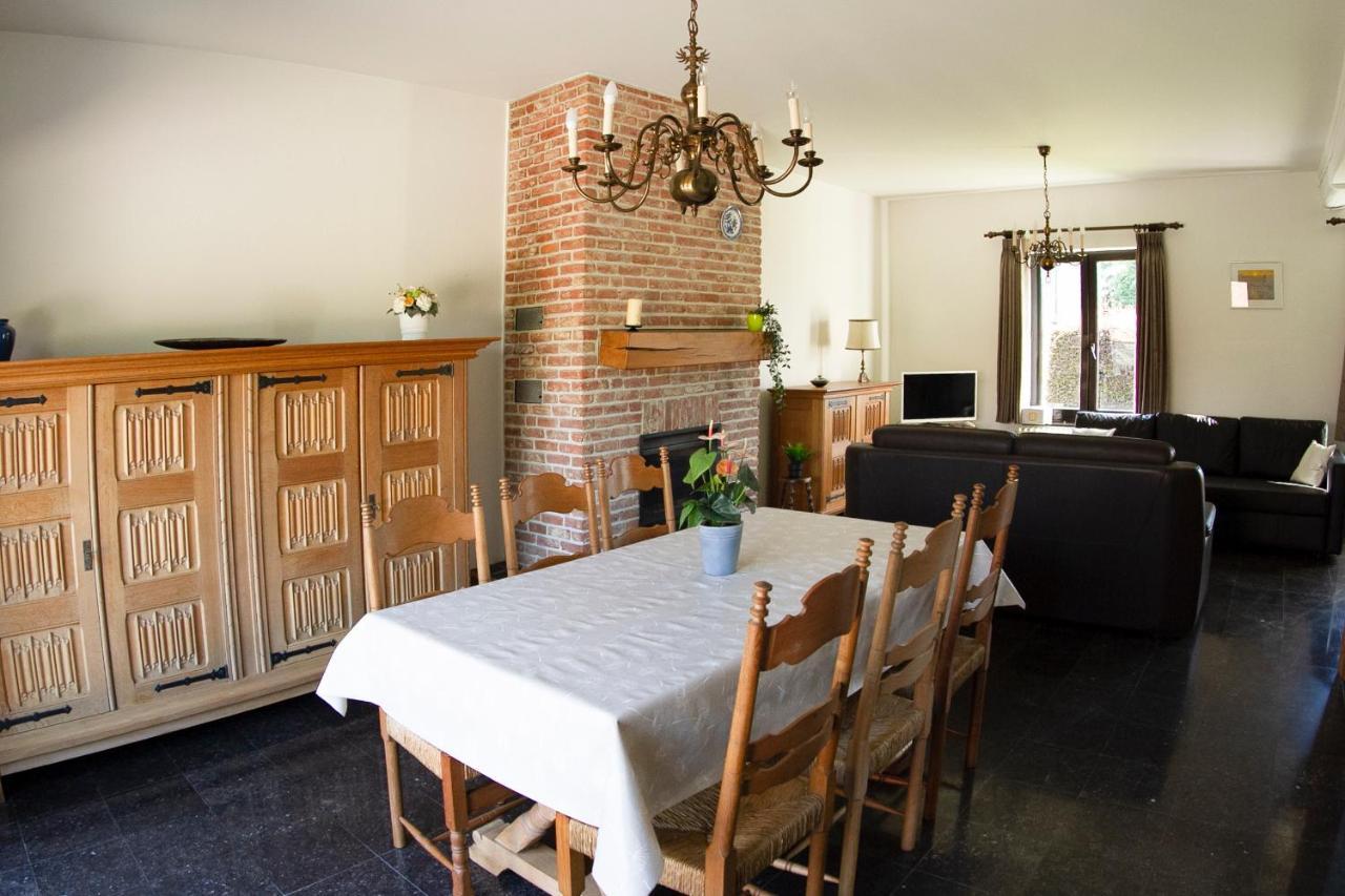 Huisje Van De Meentocht Rumst Exteriér fotografie